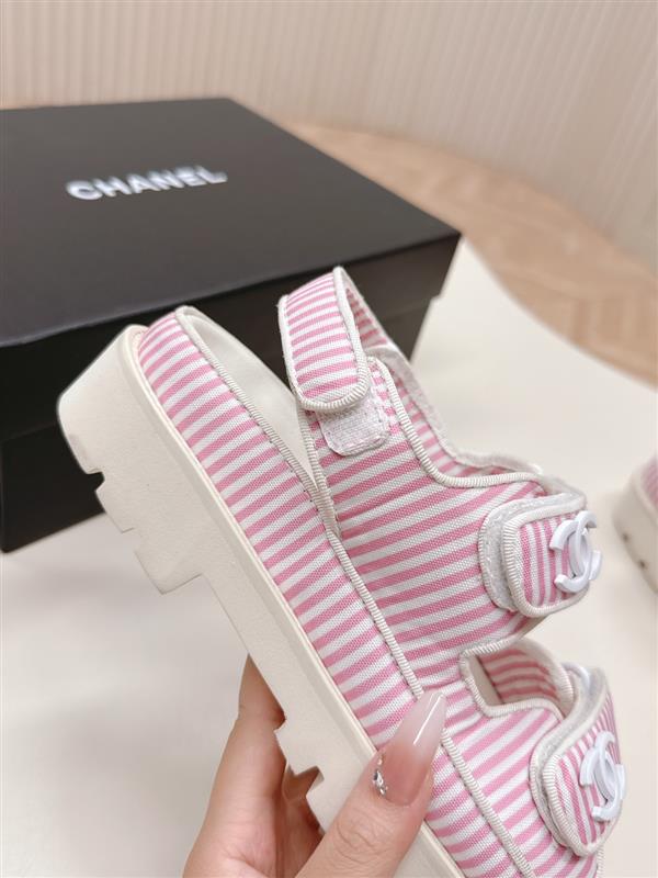 20251128184437261 280